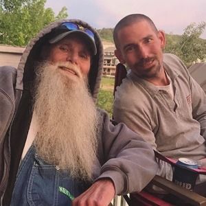 Meet your Posher, Casey